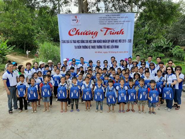 Chương trình TẶNG QUÀ & TRAO HỌC BỔNG cho học sinh có hoàn cảnh khó khăn tại trường tiểu học Liên Minh, huyện Võ Nhai, tỉnh Thái Nguyên